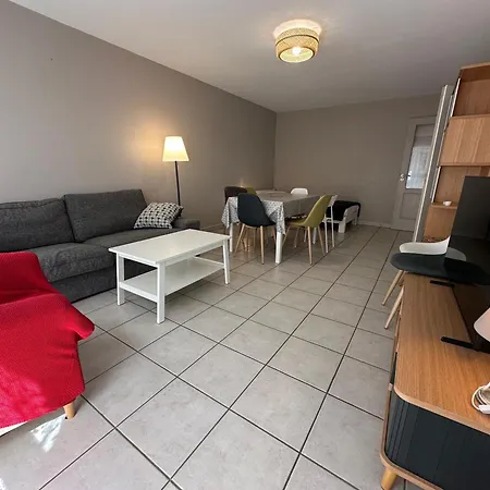 Pauljanet Parking Apartamento